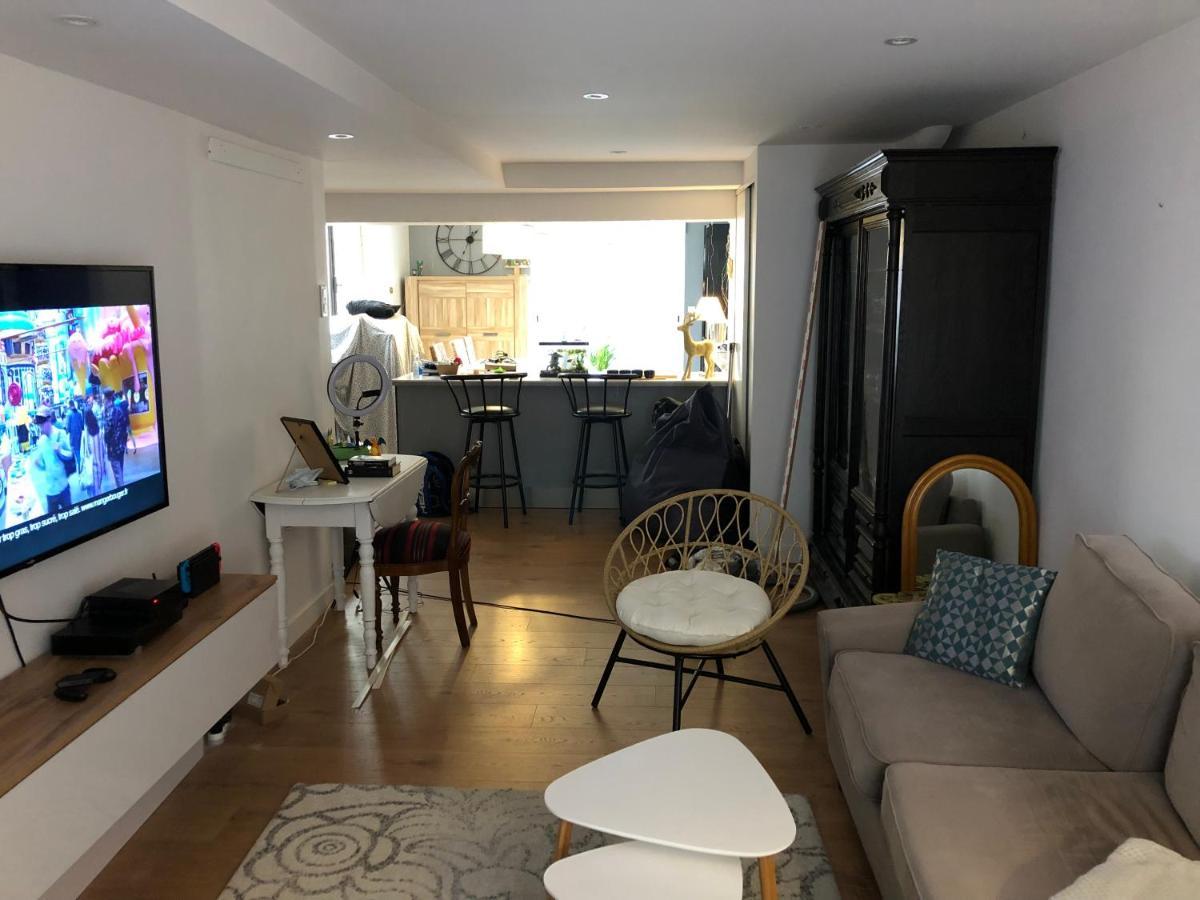 Agreable Maison De Ville ,Calme Avec Tous Les Commerces A 150M 瑟堡 外观 照片